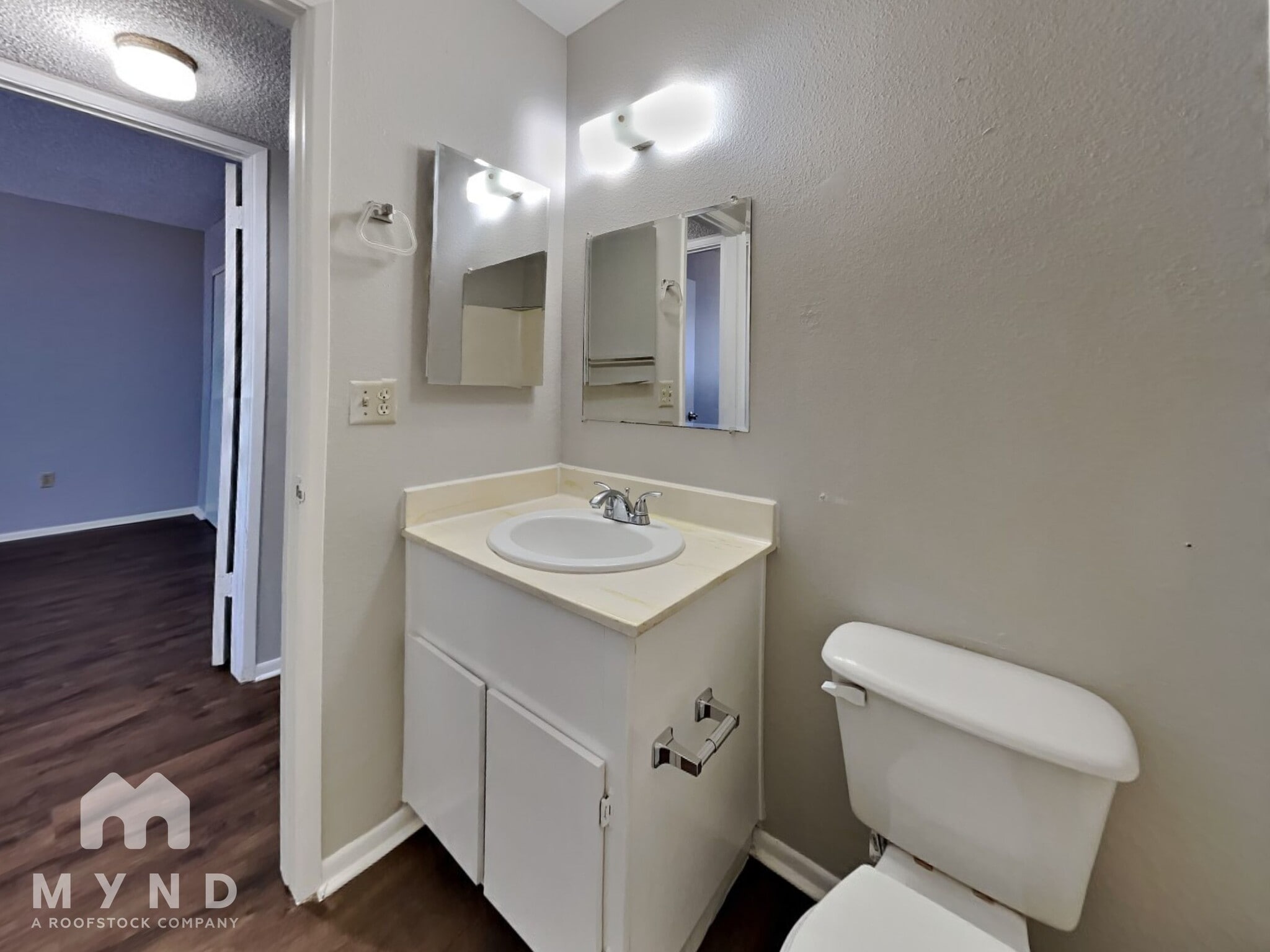 Building Photo - 8125 N 33rd Dr