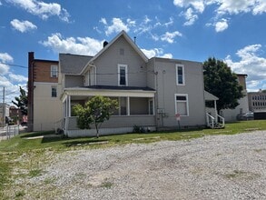 Building Photo - 334O