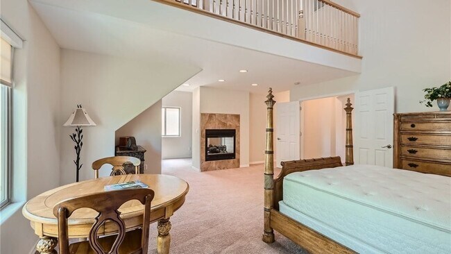 Building Photo - 348 Hanbury Manor Ln