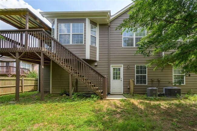 Building Photo - 3272 Peach Ct