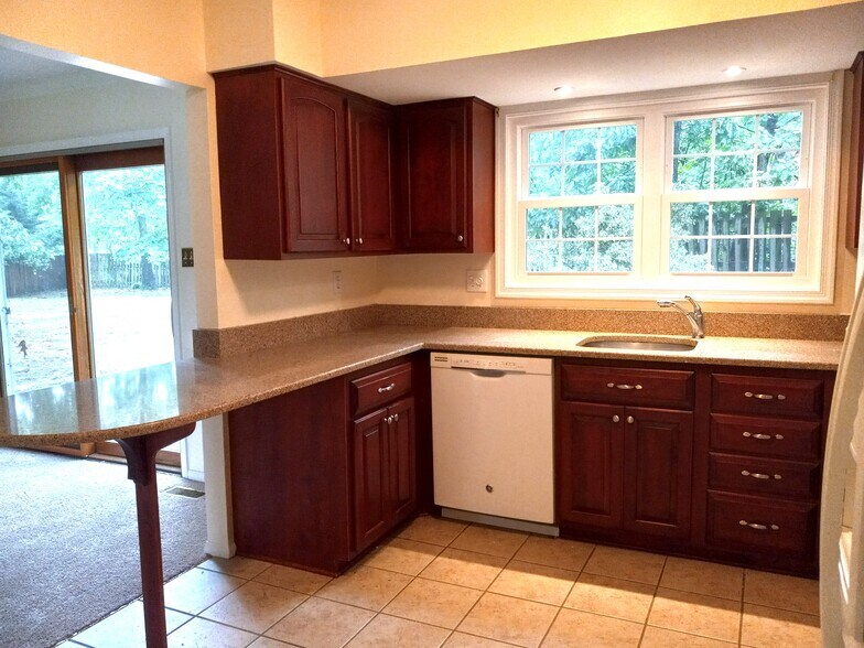 Building Photo - 6146 Franconia Station Ln