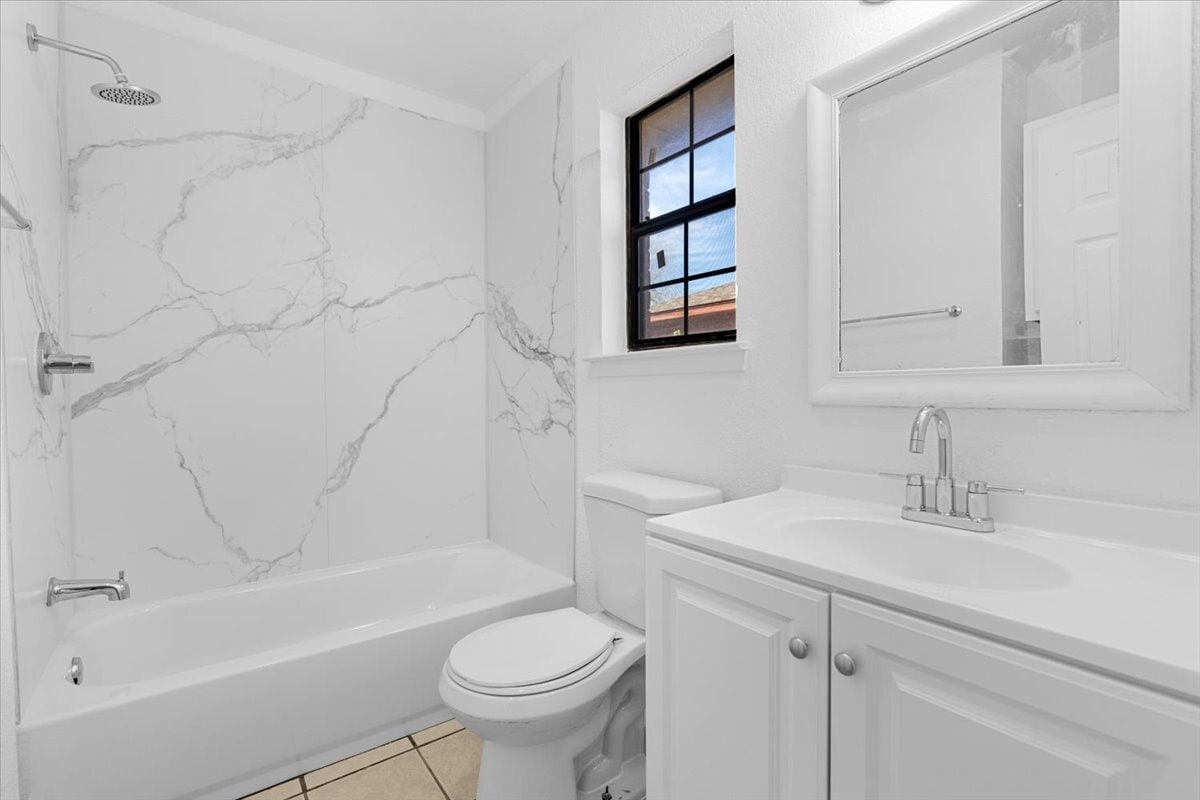 Building Photo - 2828 Cottonwood Ln