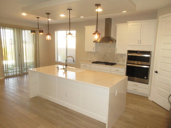 Building Photo - 8715 Sugarite Trail NE