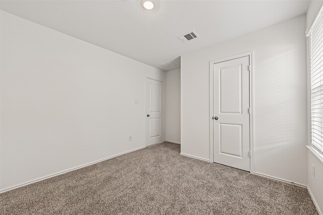 Building Photo - 31210 Carmelas Landing Dr