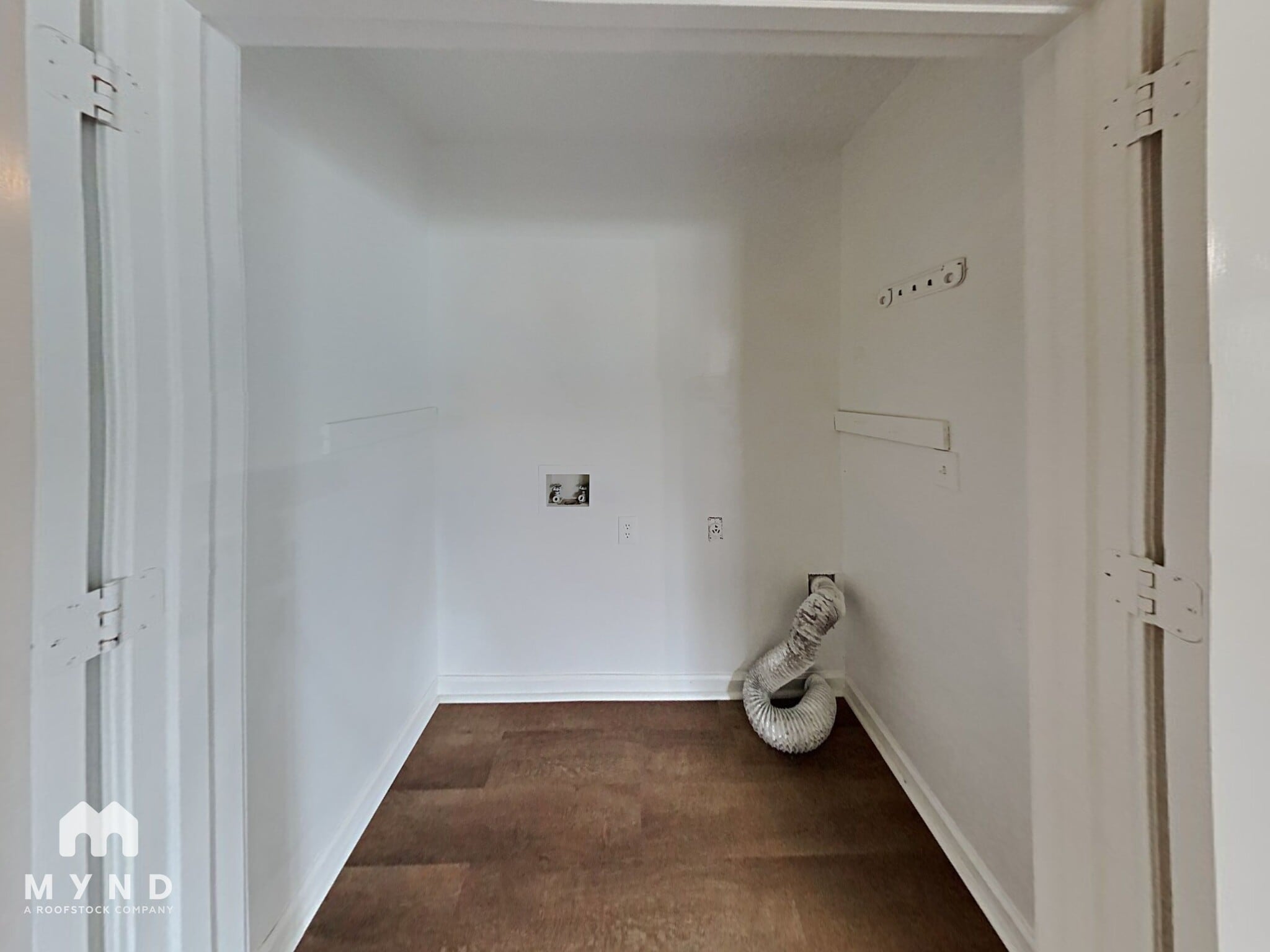 Building Photo - 545 Newell St NW