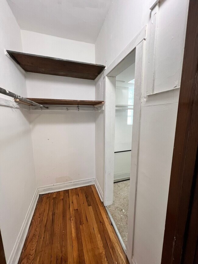 Building Photo - 6810 S Calumet Ave