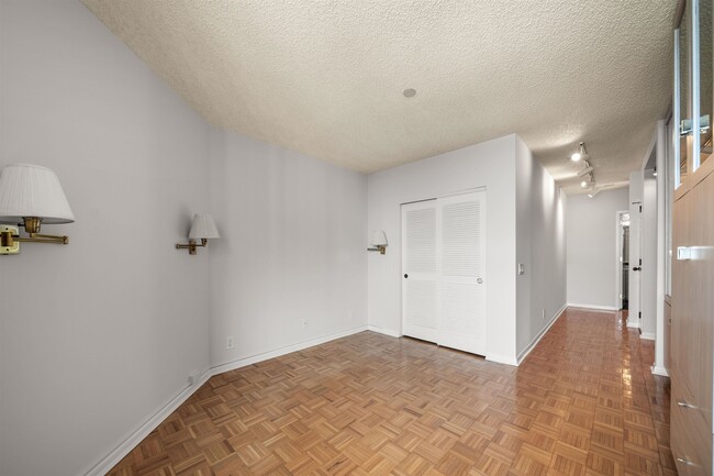 Building Photo - 800 Palisade Ave