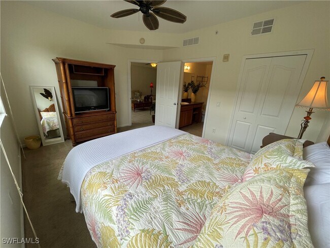 Building Photo - 12935 Violino Ln