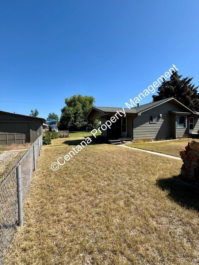 Building Photo - 1 Bed 1 Bath Located in the Flats