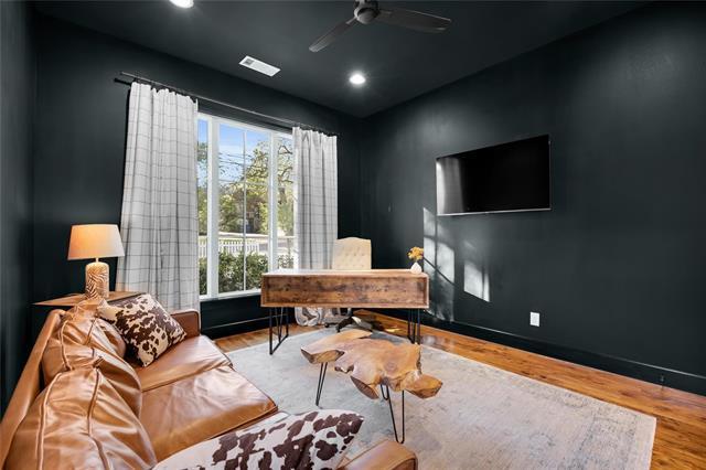 Building Photo - 8810 Groveland Dr