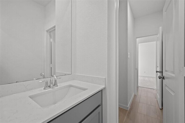 Building Photo - 22119 Shrimp Plant Ln
