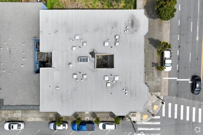 90° top down - 2990 Turk Blvd