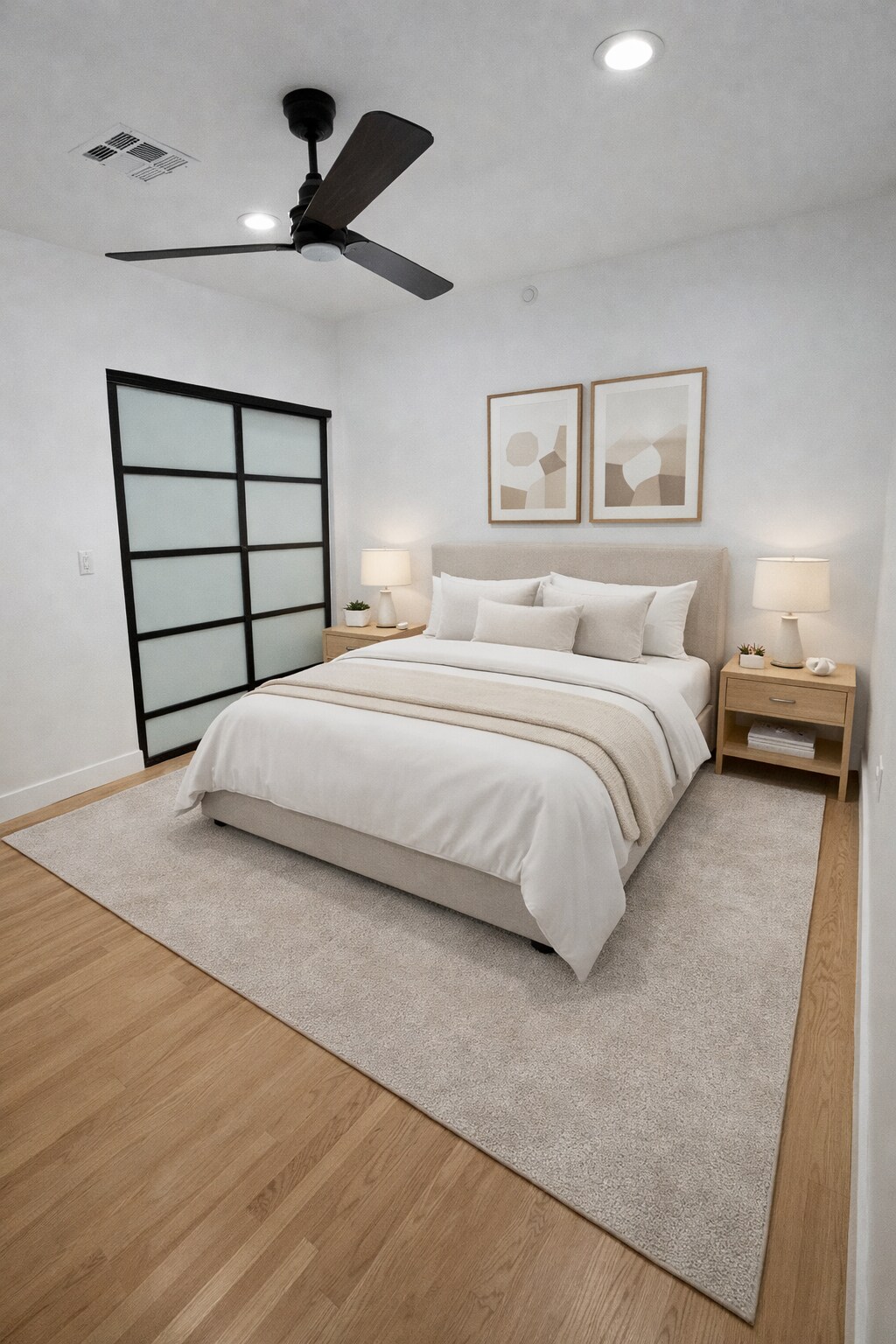 Building Photo - 1847 Stearns Dr