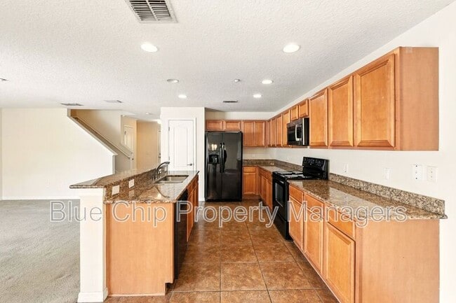 Building Photo - 13800 Golden Russet Dr