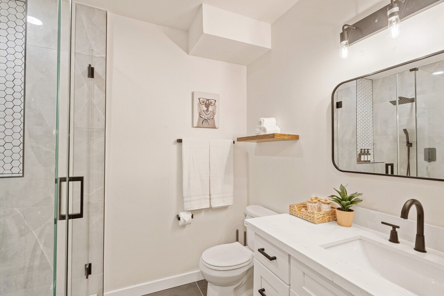 Building Photo - 14808 11th Pl W