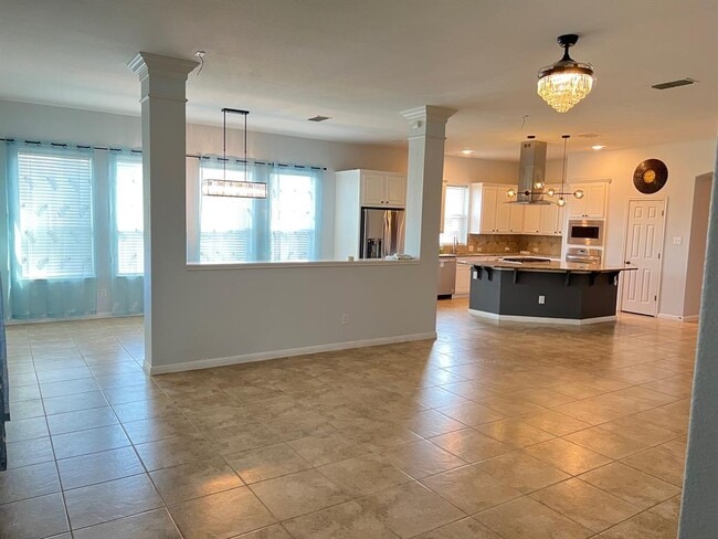 Building Photo - 1308 Creekstone Dr