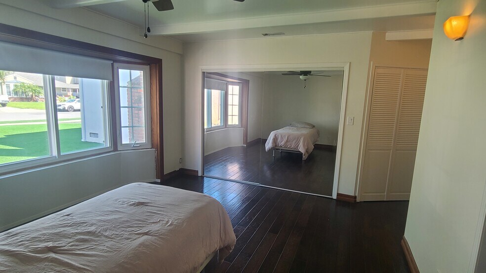 Building Photo - 2019 N Manning St