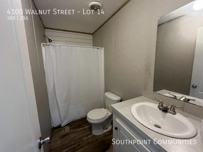 Building Photo - 4100 Walnut St