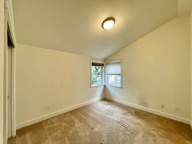Building Photo - 1413 NW 61st St