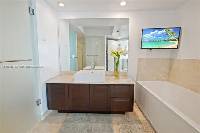 Building Photo - 150 Sunny Isles Blvd