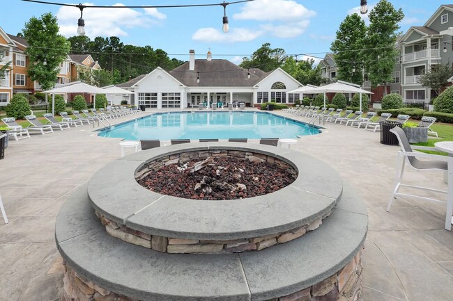 Building Photo - 325 Marymeade Dr