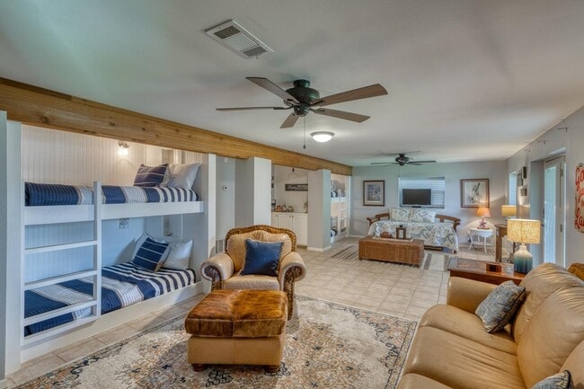 Building Photo - 303 Granite Shoals Ln