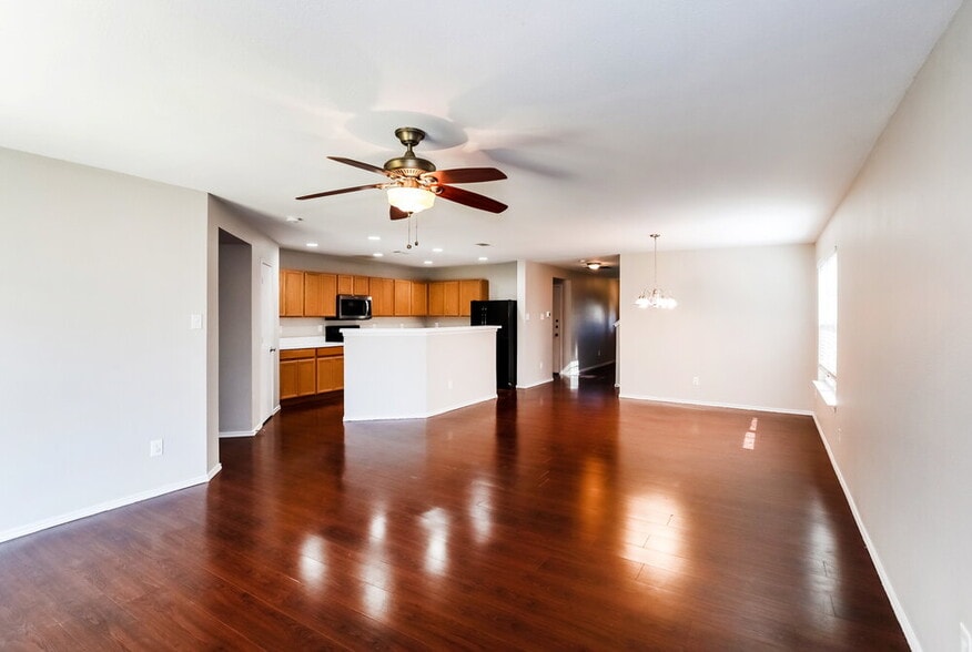 Building Photo - 7718 Water Fowl Trl