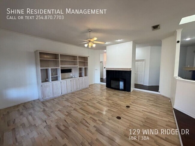 Building Photo - 129 Wind Ridge Dr