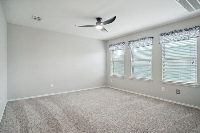 Building Photo - Incredible Home in Primrose Xing close to Chisholm Trail Pkwy & Benbrook Lake