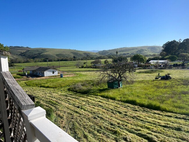 Building Photo - Almaden Valley Ranchette on 1+ Acre | Pool, Horse Property & Views