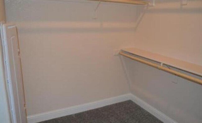 Building Photo - 2406 Gabriel Dr