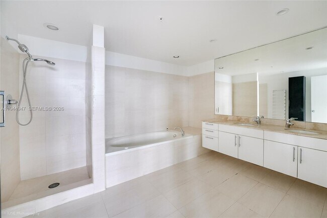 Building Photo - 7929 West Dr