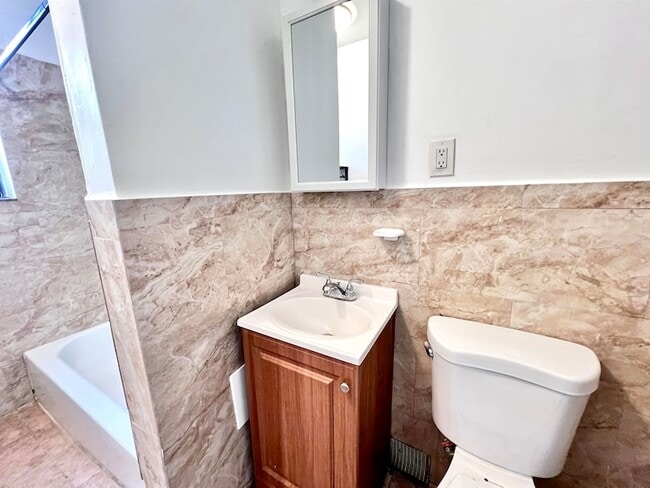 Building Photo - 277 Harrison Ave