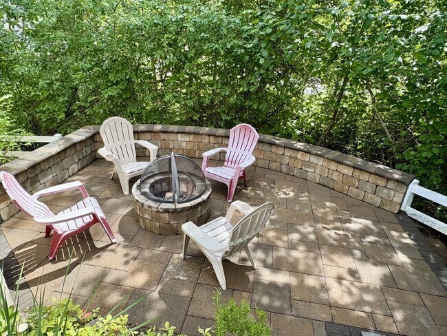 Building Photo - Stunning Bethany Home with 3,111 Sq Ft, Four Bedrooms + Dedicated Office & Covered Backyard Deck