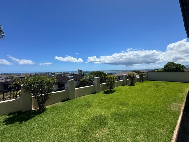 Building Photo - KAAHELE