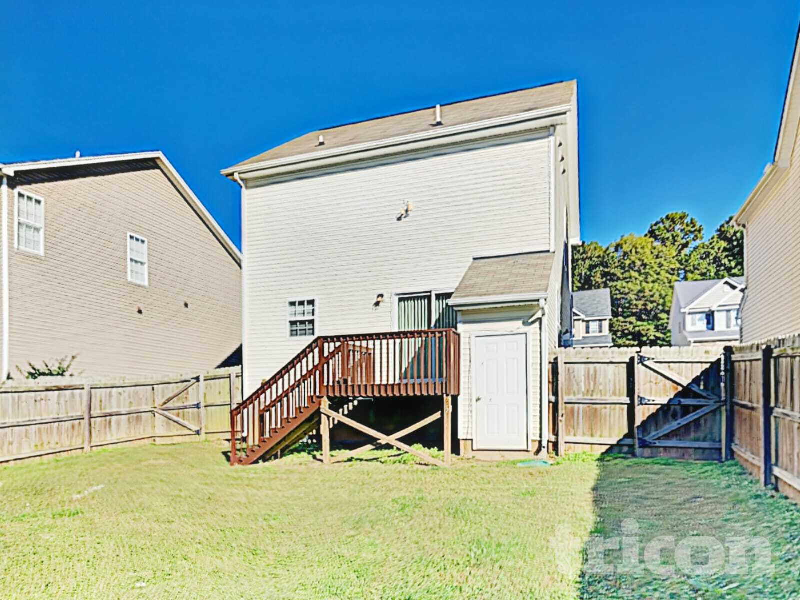 Building Photo - 2809 Erinridge Rd
