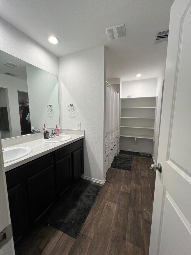 Building Photo - 22446 Gilded Peak