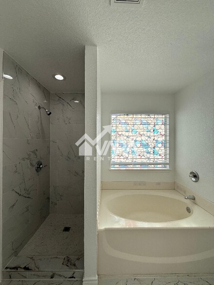 Building Photo - 6019 Mountain Meadow