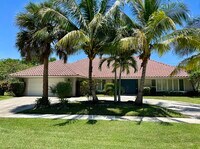 Building Photo - 6593 Serena Ln