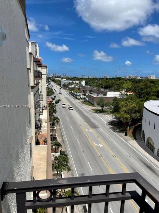 Building Photo - 5271 SW 8th St