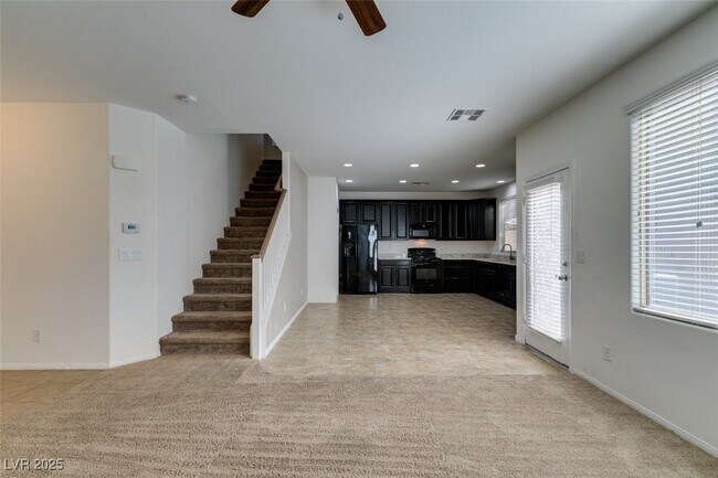 Building Photo - 10315 Elmwood Glen Ave