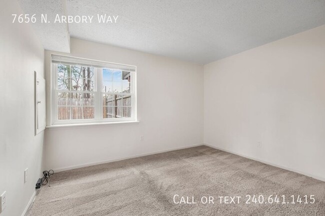 Building Photo - 7656 N Arbory Way