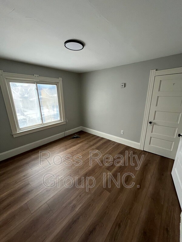 Building Photo - 1040 Campbell St