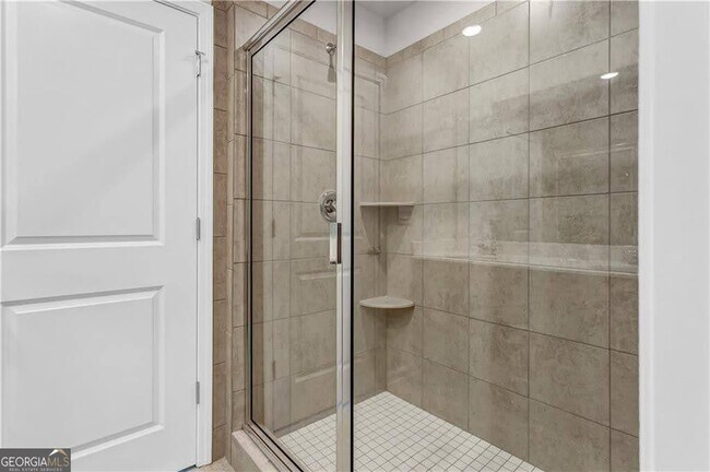 Building Photo - 1575 Villageside Ct