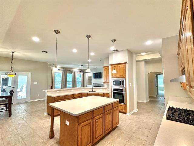 Building Photo - 1924 Countryside Dr