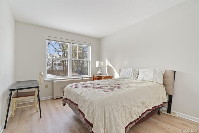 Building Photo - 107 Sutton Dr