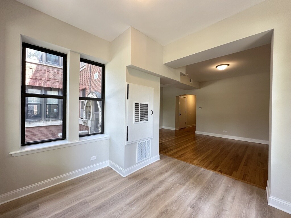 Building Photo - 2323 N Kedzie Blvd