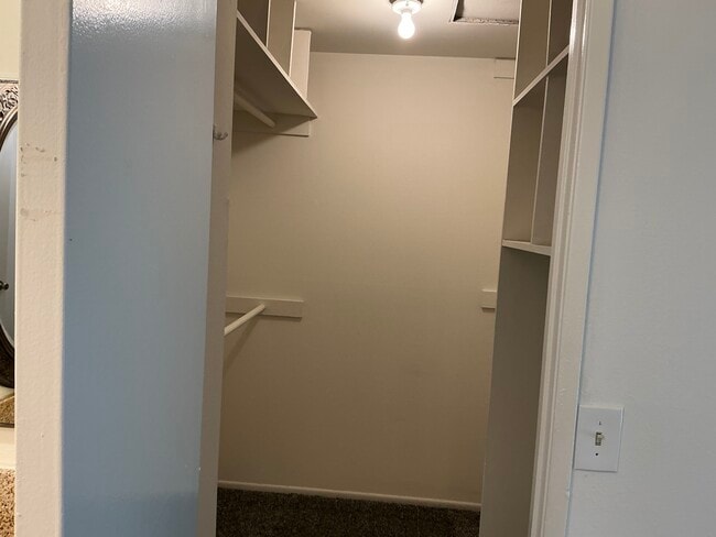 Building Photo - 22353 Welby Way