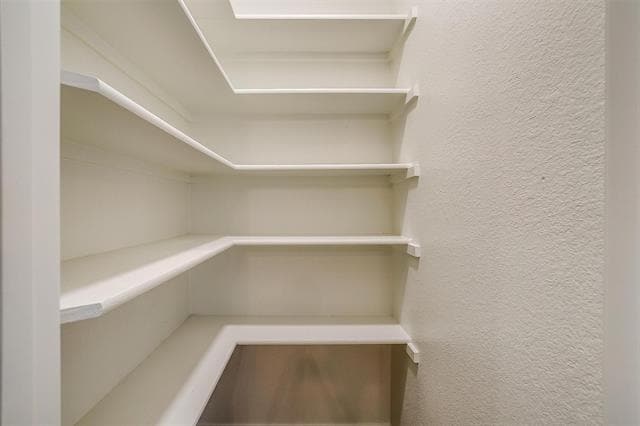 Building Photo - 3212 Riverwood Dr