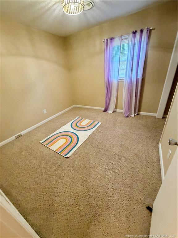 Building Photo - 4946 Pinewood Dr